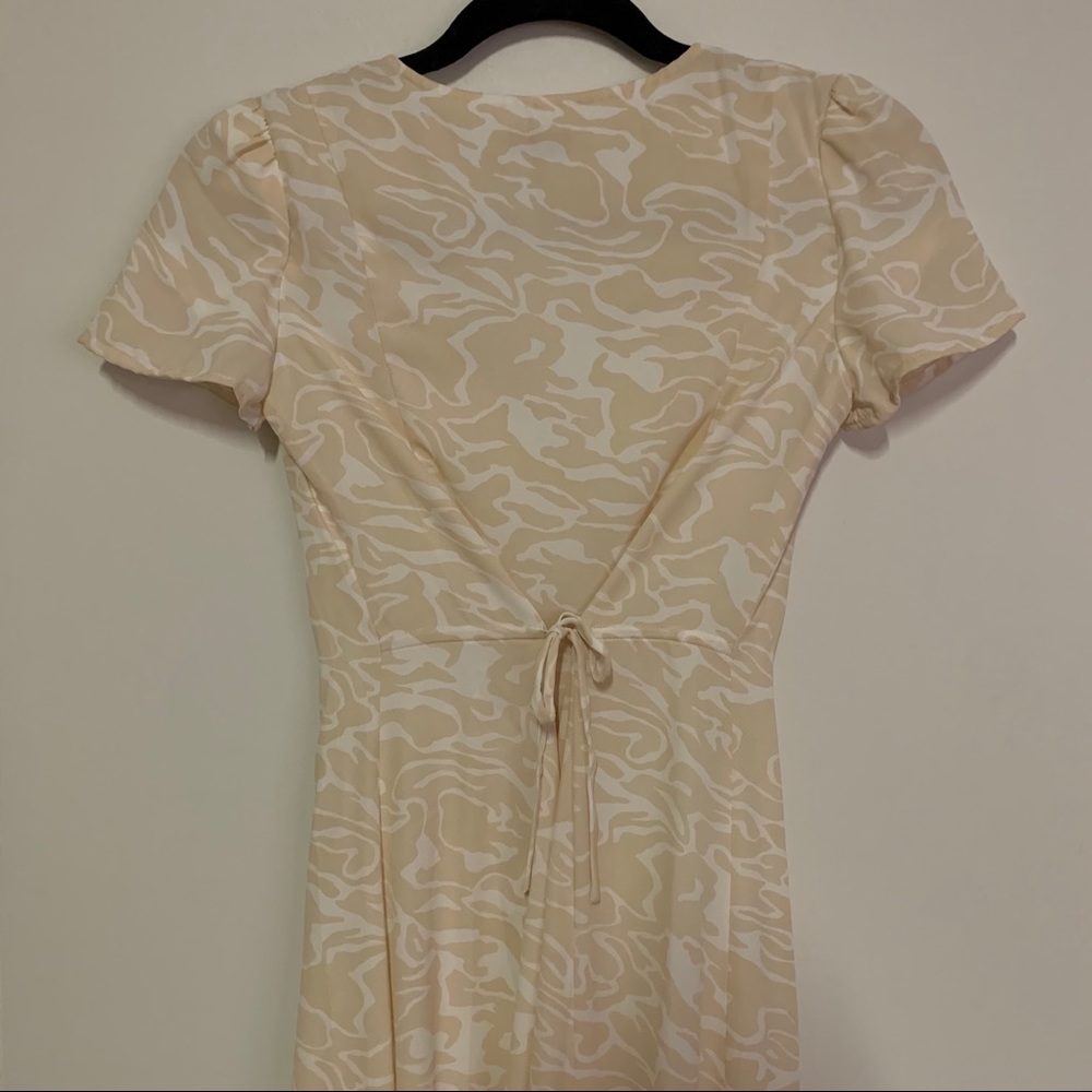 •SOLD• Aritzia Babaton Elin Dress - Picture 9 of 10